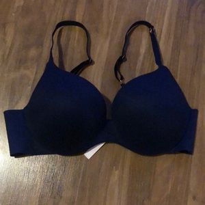 Victoria’s Secret Bra 36C